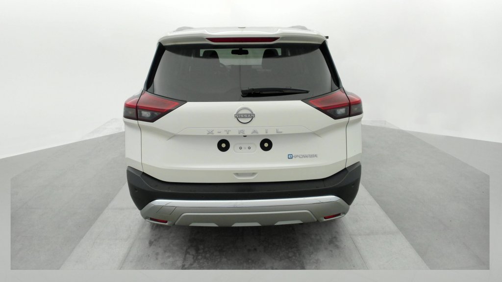 Photo véhicule 1 NISSAN X-trail E-POWER 204 ch Tekna