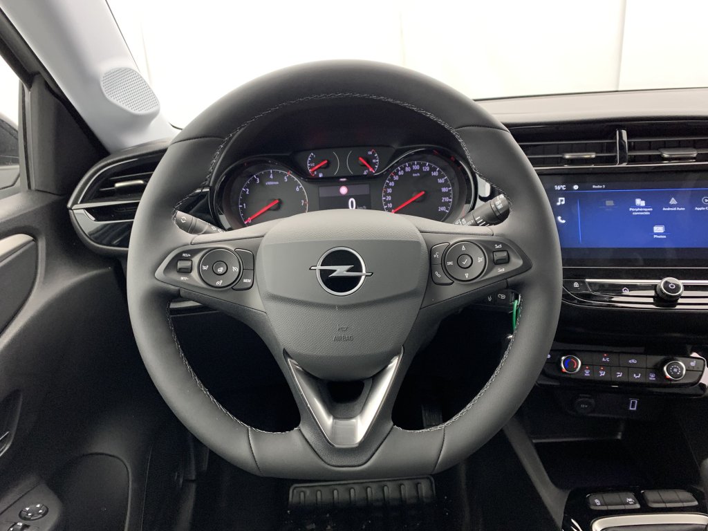 Photo véhicule 1 OPEL Corsa 1.2 Turbo 100 ch BVM6 Edition