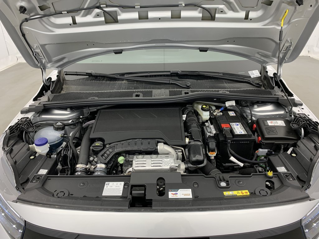 Photo véhicule 1 OPEL Corsa 1.2 Turbo 100 ch BVM6 Edition