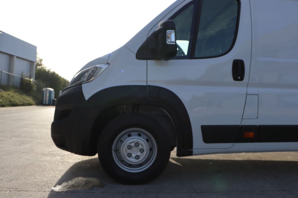 Photo véhicule 1 OPEL Movano fourgon 3.5T MAXI L4H2 - LIFT 165 BLUE HDI S S