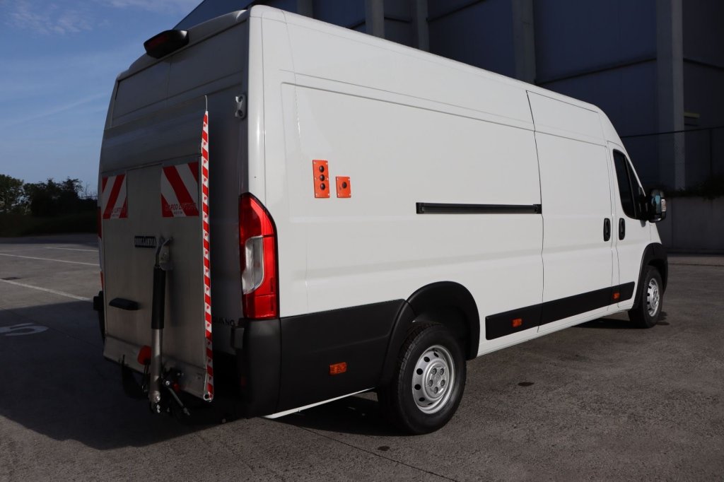 Photo véhicule 1 OPEL Movano fourgon 3.5T MAXI L4H2 - LIFT 165 BLUE HDI S S