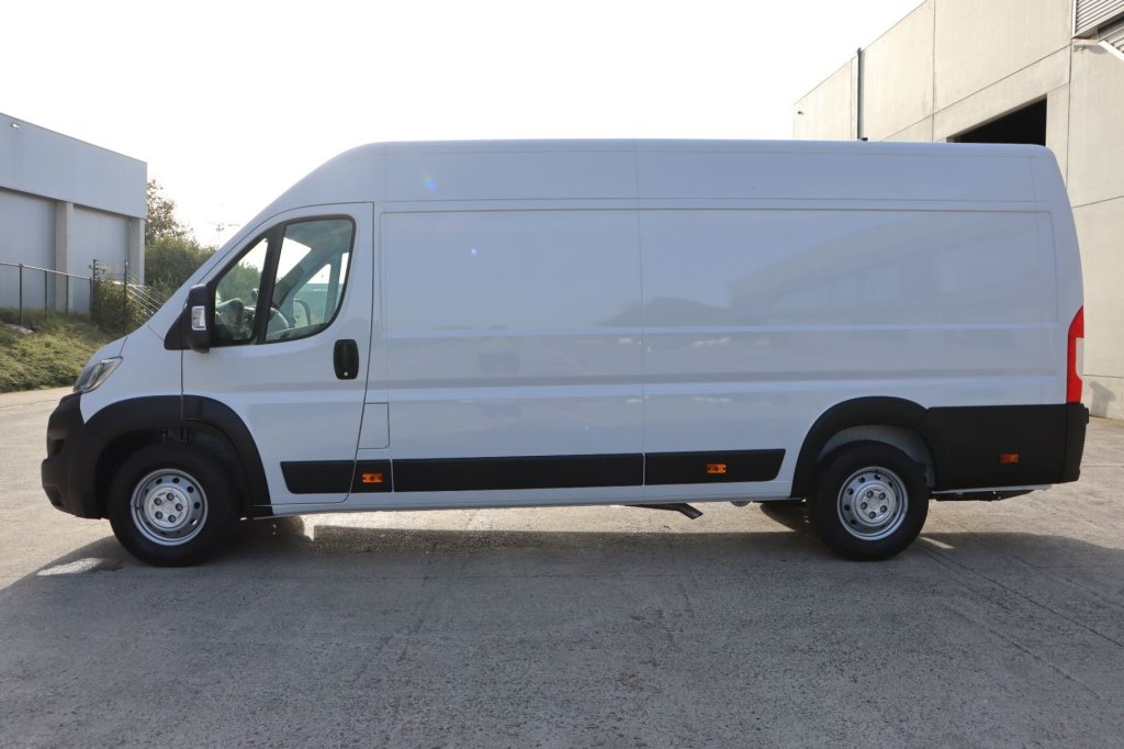 Photo véhicule 1 OPEL Movano fourgon 3.5T MAXI L4H2 - LIFT 165 BLUE HDI S S