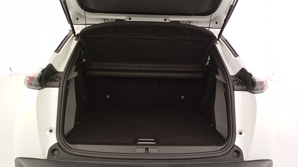 Photo véhicule 1 PEUGEOT 2008 PureTech 100 S S BVM6 Allure Pack