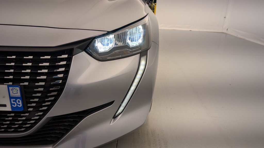 Photo véhicule 1 PEUGEOT 208 PureTech 100 S S BVM6 Allure Pack