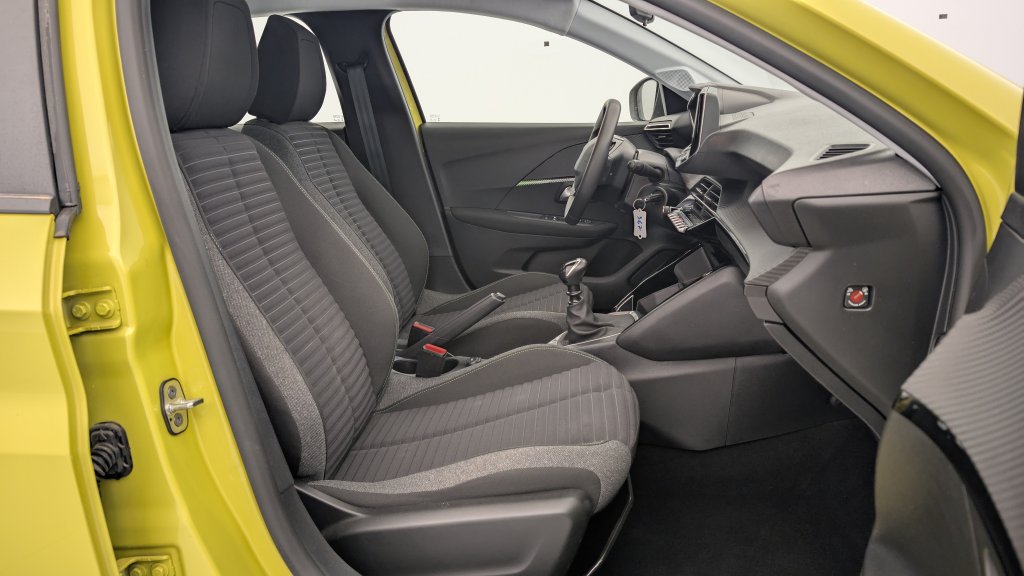 Photo véhicule 1 PEUGEOT 208 PureTech 100 S S BVM6 Active