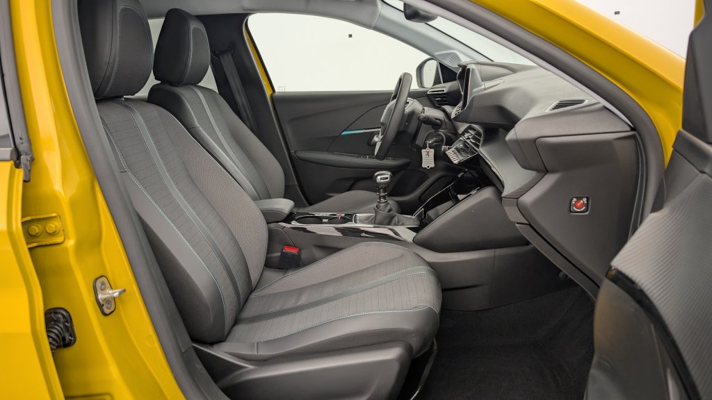 Photo véhicule 1 PEUGEOT 208 PureTech 100 S S BVM6 Allure