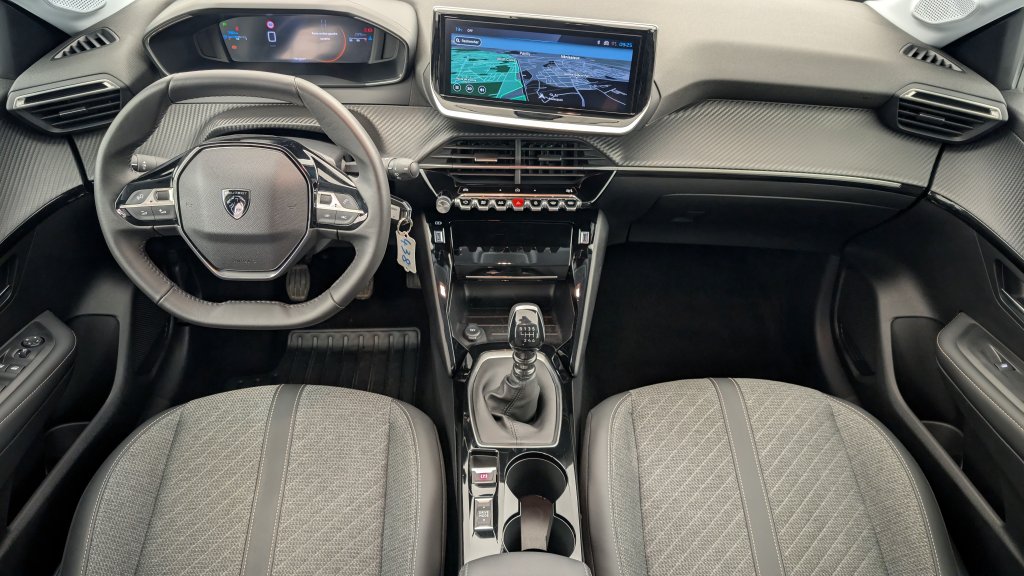 Photo véhicule 1 PEUGEOT 208 PureTech 100 S S BVM6 Allure