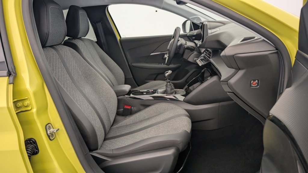 Photo véhicule 1 PEUGEOT 208 PureTech 100 S S BVM6 Allure