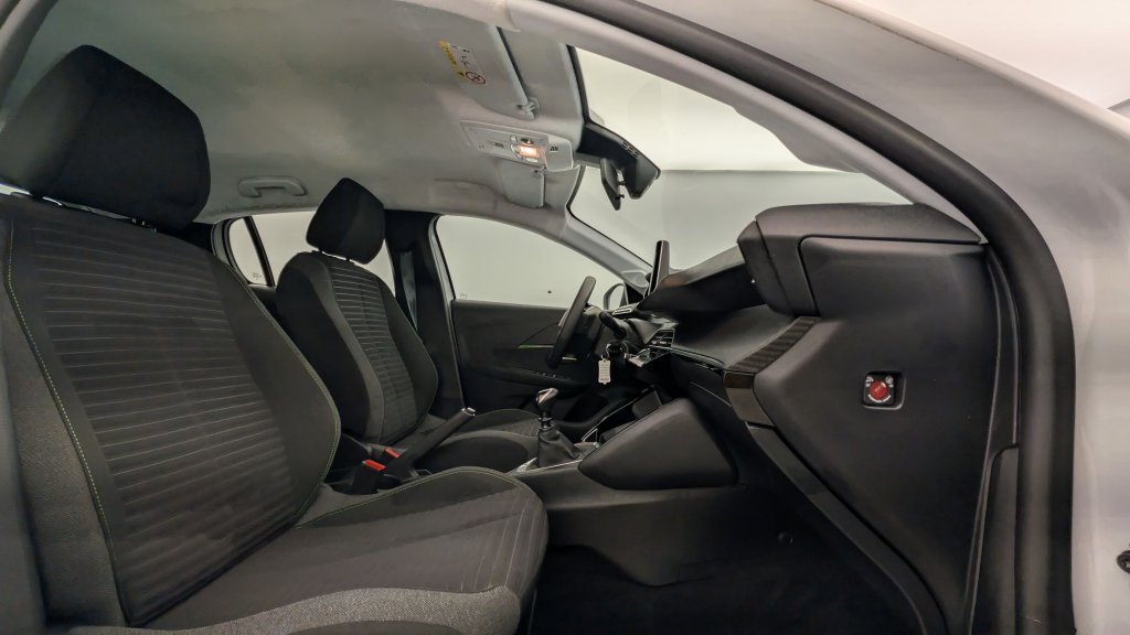 Photo véhicule 1 PEUGEOT 208 PureTech 100 S S BVM6 Active