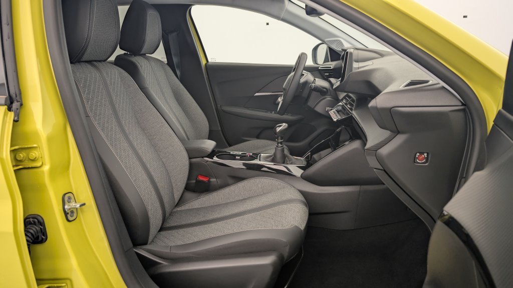 Photo véhicule 1 PEUGEOT 208 PureTech 100 S S BVM6 Allure