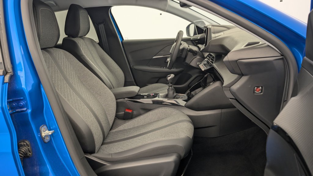 Photo véhicule 1 PEUGEOT 208 PureTech 100 S S BVM6 Allure