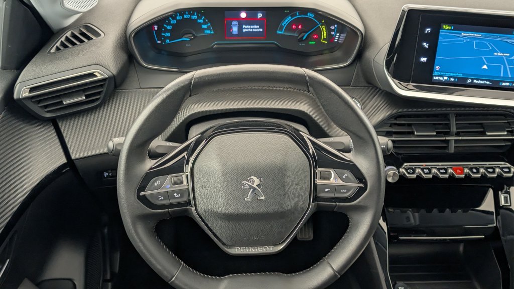 Photo véhicule 1 PEUGEOT 208 electrique 50 KWH 136CH ALLURE