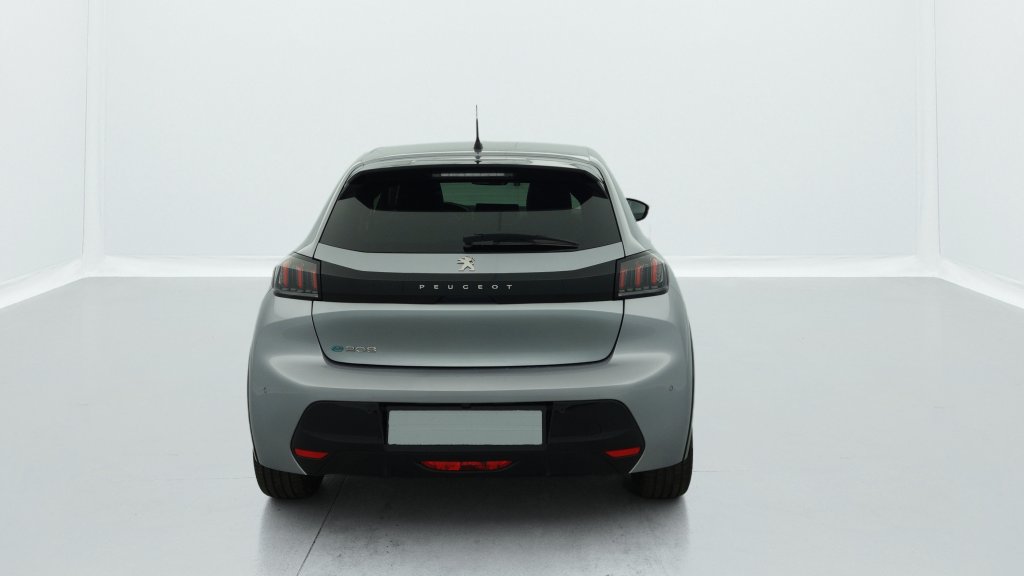 Photo véhicule 1 PEUGEOT 208 electrique 50 KWH 136CH ALLURE