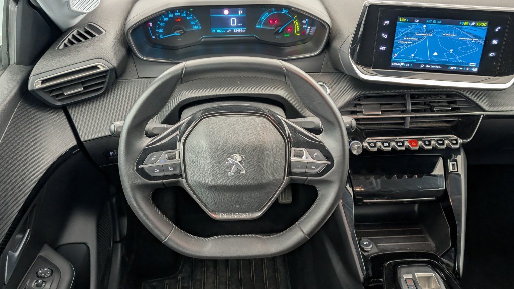 Photo véhicule 1 PEUGEOT 208 electrique 50 KWH 136CH ALLURE