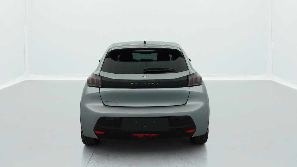 Photo véhicule 1 PEUGEOT 208 electrique 50 KWH 136CH ALLURE