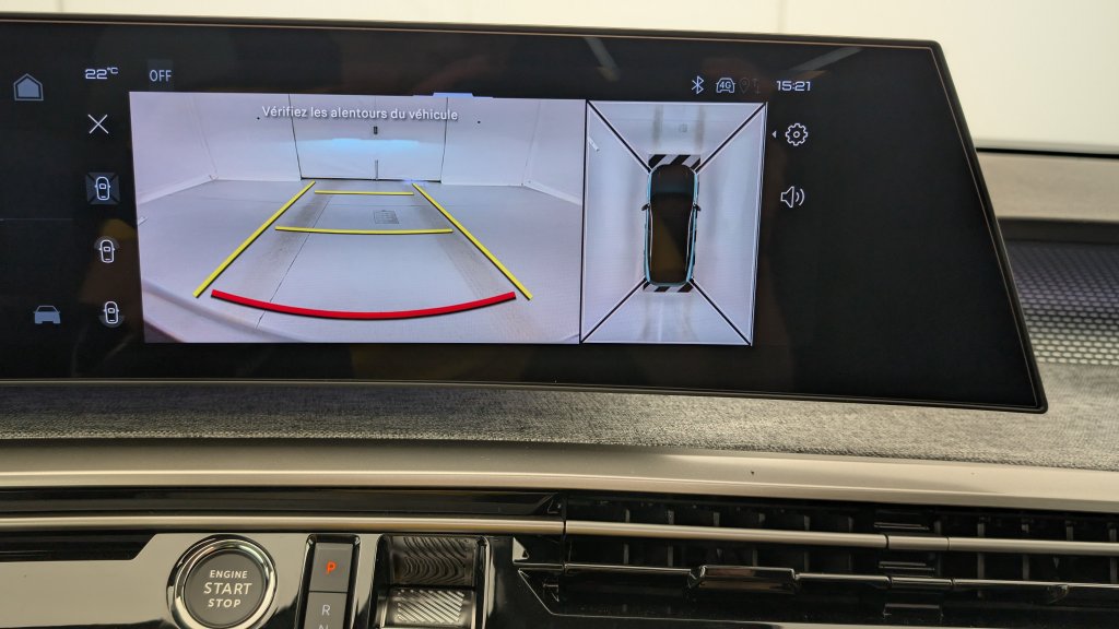 Photo véhicule 1 PEUGEOT 3008 Hybrid 145 e-DCS6 GT