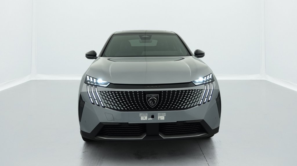Photo véhicule 1 PEUGEOT 3008 Hybrid 145 e-DCS6 GT