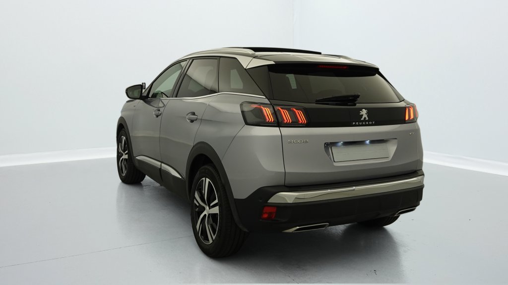 Photo véhicule 1 PEUGEOT 3008 Puretech 130ch S S BVM6 GT