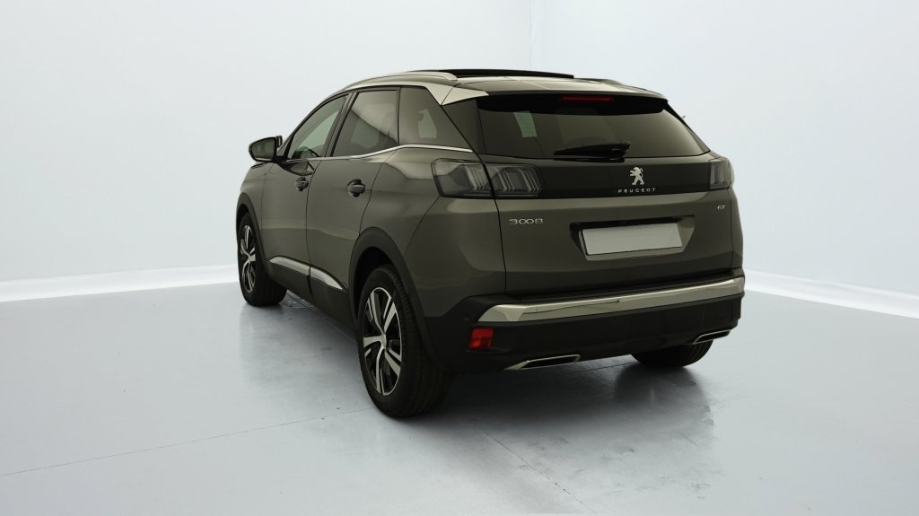 Photo véhicule 1 PEUGEOT 3008 Puretech 130ch S S BVM6 GT