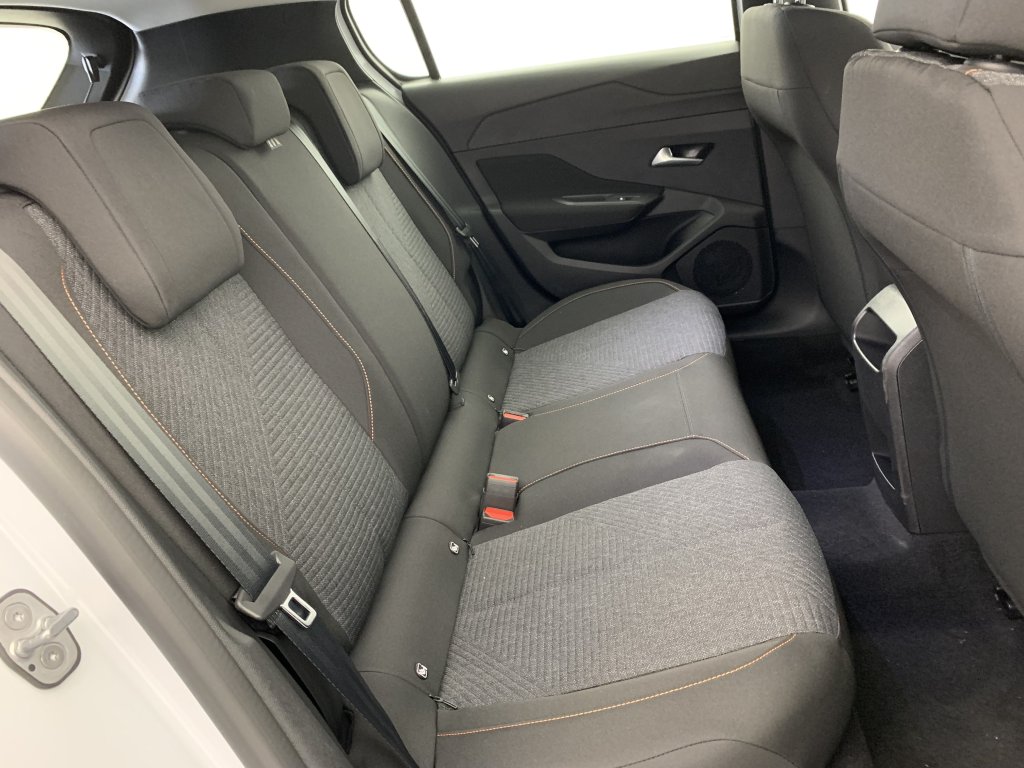 Photo véhicule 1 PEUGEOT 308 BlueHDi 130ch S S EAT8 Style