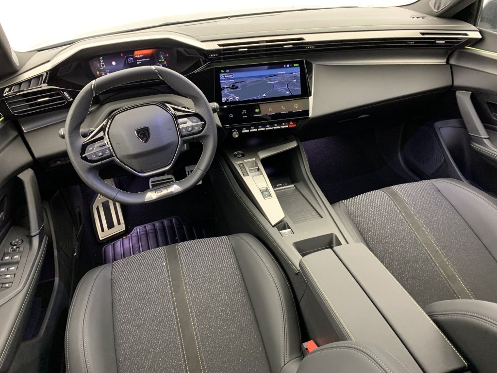 Photo véhicule 1 PEUGEOT 308 BlueHDi 130ch S S EAT8 GT