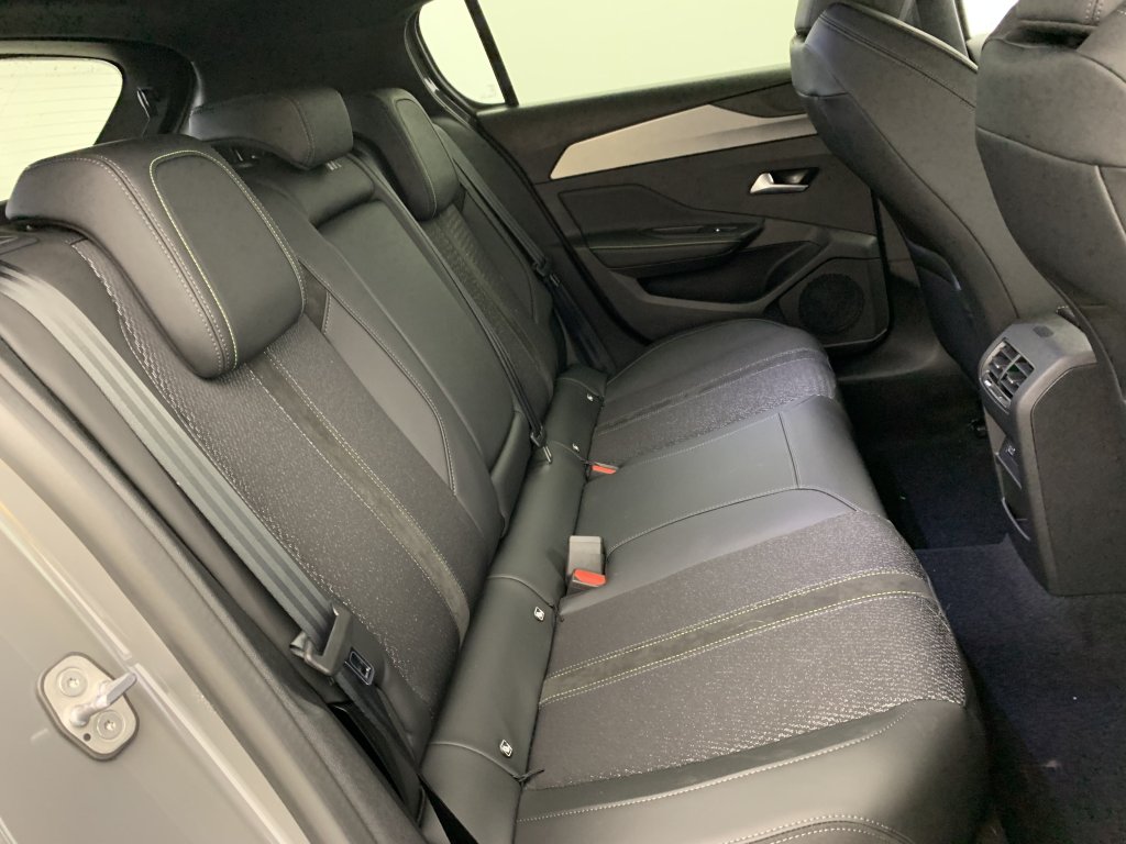 Photo véhicule 1 PEUGEOT 308 BlueHDi 130ch S S EAT8 GT
