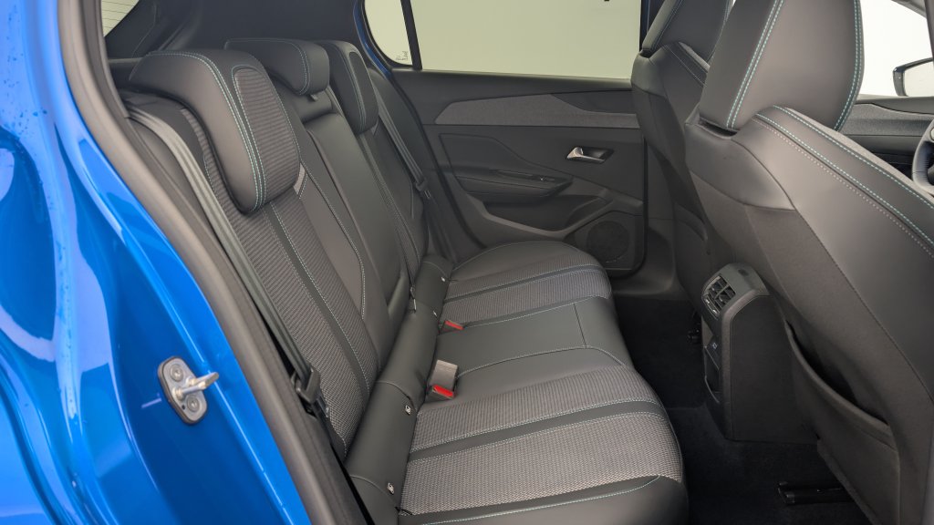 Photo véhicule 1 PEUGEOT 308 PureTech 130ch S S BVM6 Allure Pack