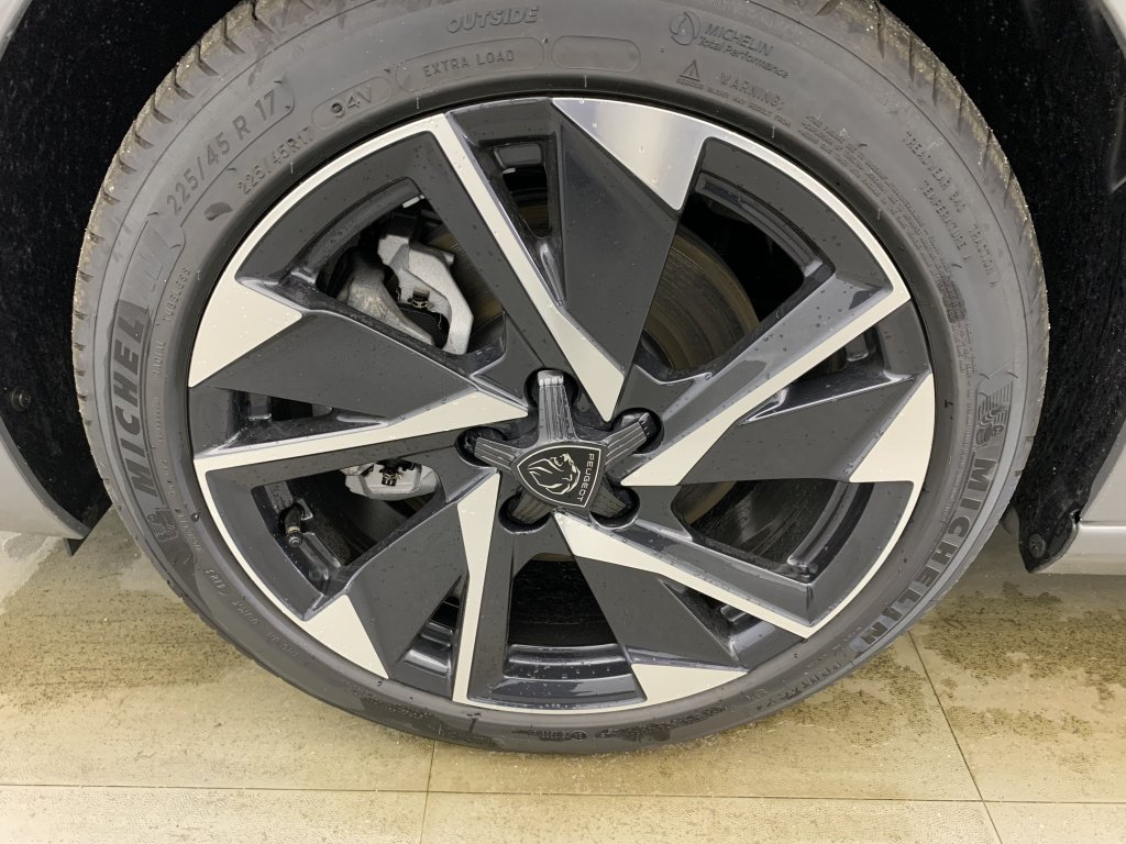 Photo véhicule 1 PEUGEOT 308 SW PureTech 130ch S S EAT8 Allure Pack