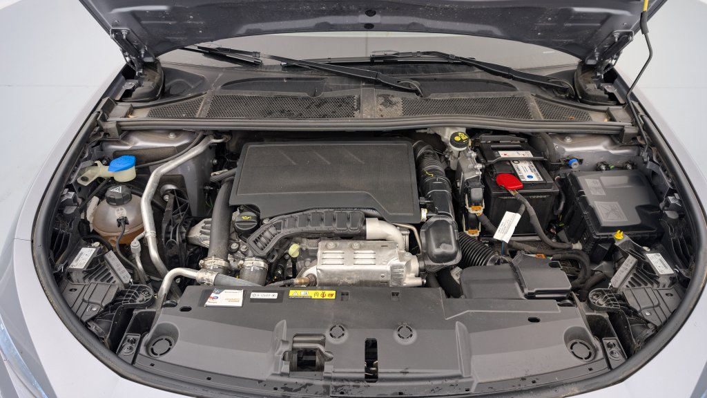 Photo véhicule 1 PEUGEOT 408 PureTech 130 ch S S EAT8 Allure