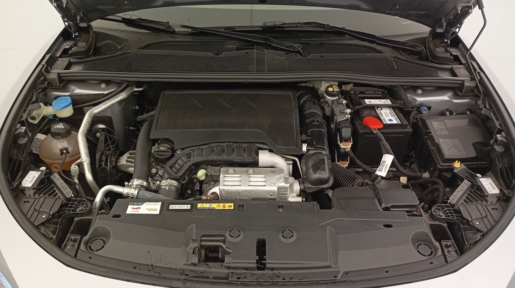 Photo véhicule 1 PEUGEOT 408 PureTech 130 ch S S EAT8 Allure
