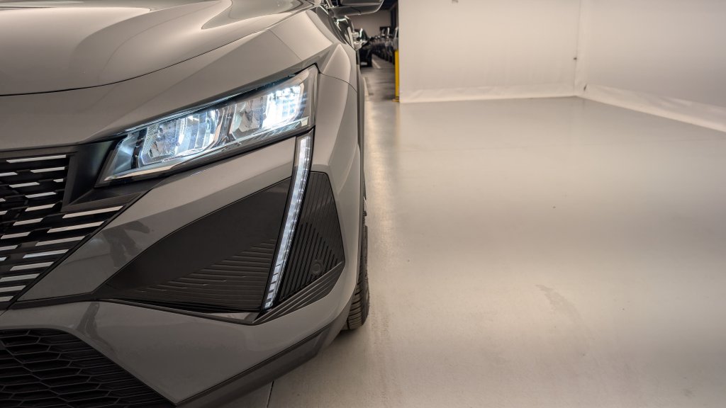 Photo véhicule 1 PEUGEOT 408 PureTech 130 ch S S EAT8 Allure