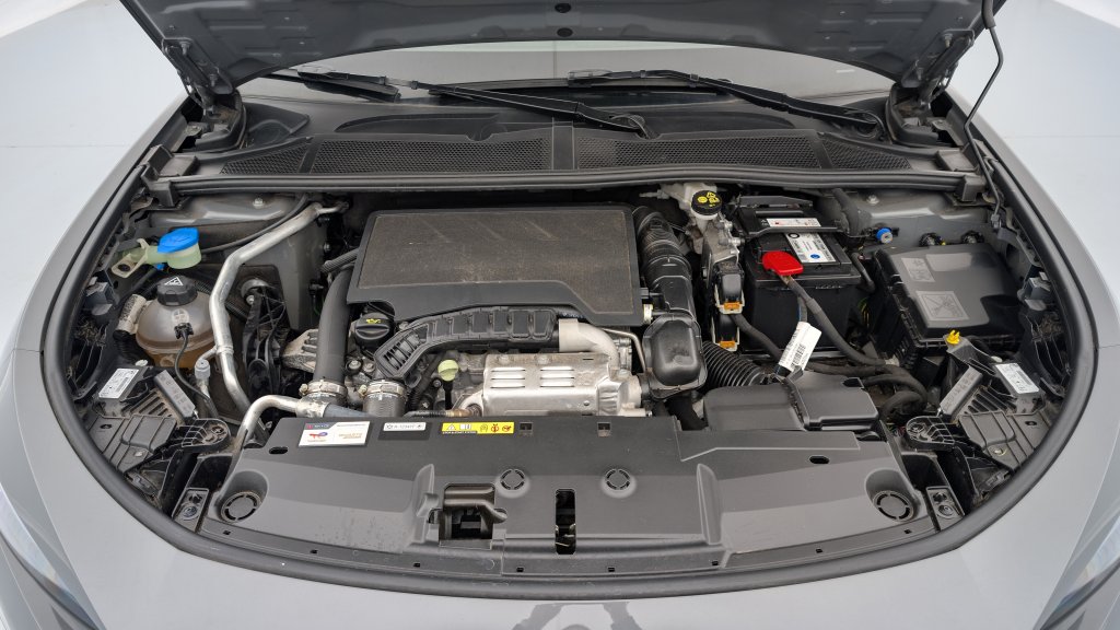 Photo véhicule 1 PEUGEOT 408 PureTech 130 ch S S EAT8 Allure
