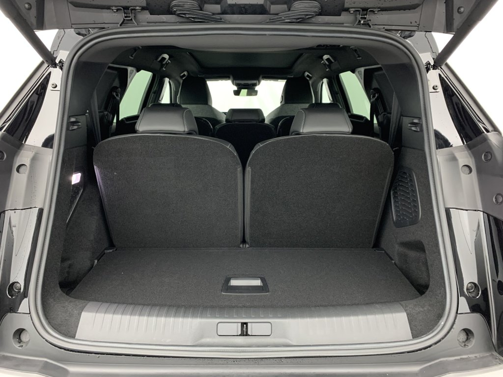 Photo véhicule 1 PEUGEOT 5008 nouveau HYBRID 145 E-DCS6 GT