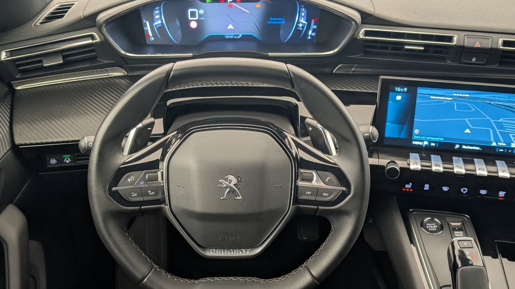 Photo véhicule 1 PEUGEOT 508 PureTech 130 ch S S EAT8 Allure Pack