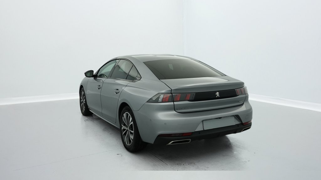 Photo véhicule 1 PEUGEOT 508 PureTech 130 ch S S EAT8 Allure Pack