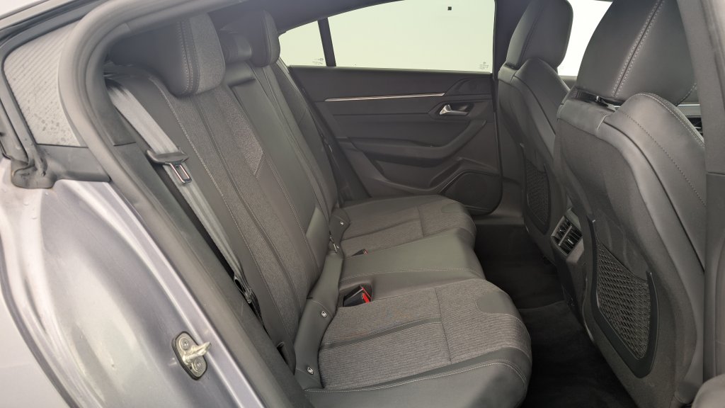 Photo véhicule 1 PEUGEOT 508 PureTech 130 ch S S EAT8 Allure Pack