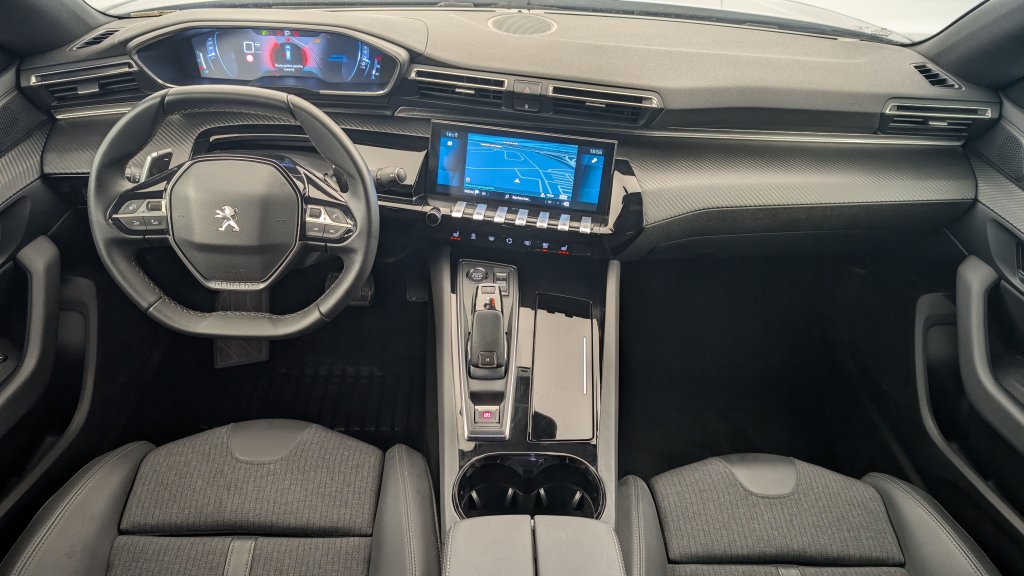 Photo véhicule 1 PEUGEOT 508 PureTech 130 ch S S EAT8 Allure Pack