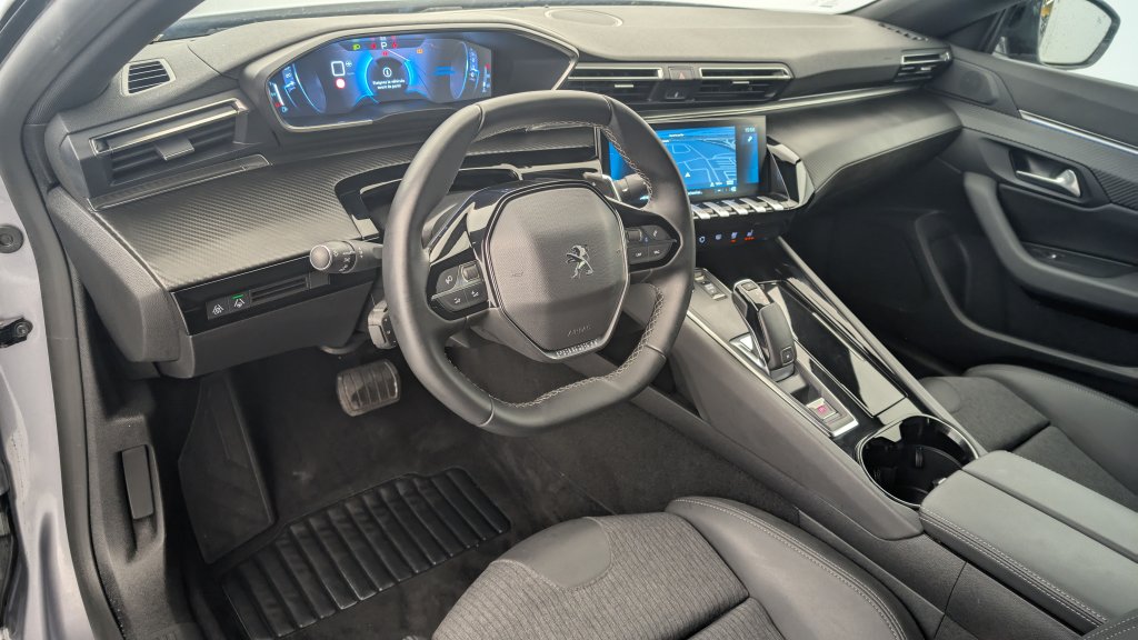 Photo véhicule 1 PEUGEOT 508 PureTech 130 ch S S EAT8 Allure Pack