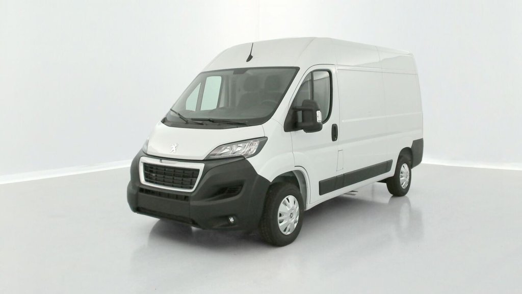 Photo véhicule 1 PEUGEOT Boxer Boxer II L2H2 3.3 2.2 BlueHDi 140ch