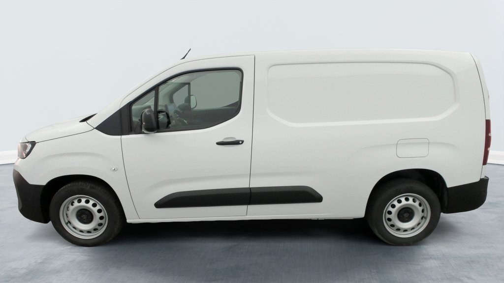 Photo véhicule 1 PEUGEOT Partner fourgon XL 950 KG BLUEHDI 130 S S EAT8