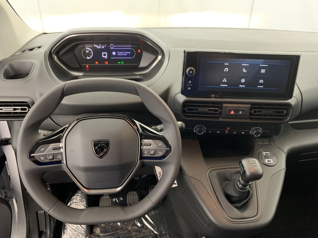 Photo véhicule 1 PEUGEOT Partner fourgon M 650 KG BLUEHDI 100 S S BVM6