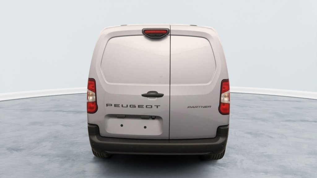Photo véhicule 1 PEUGEOT Partner fourgon M 650 KG BLUEHDI 130 S S EAT8