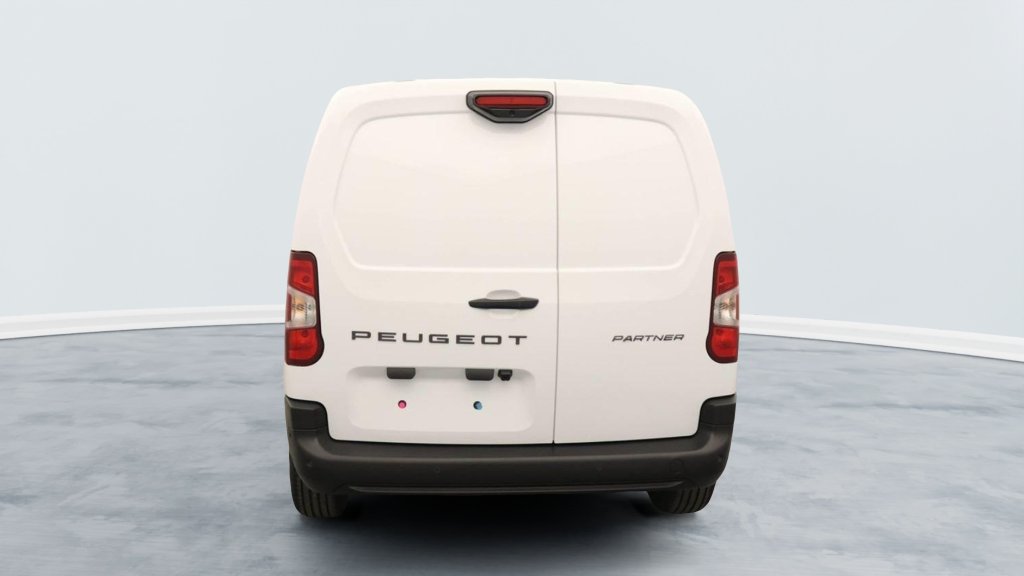 Photo véhicule 1 PEUGEOT Partner fourgon M 1000 KG BLUEHDI 130 S S EAT8