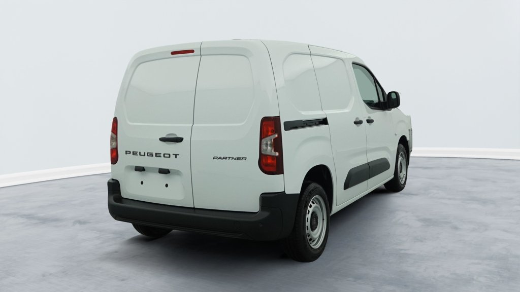 Photo véhicule 1 PEUGEOT Partner fourgon M 650 KG BLUEHDI 100 S S BVM6