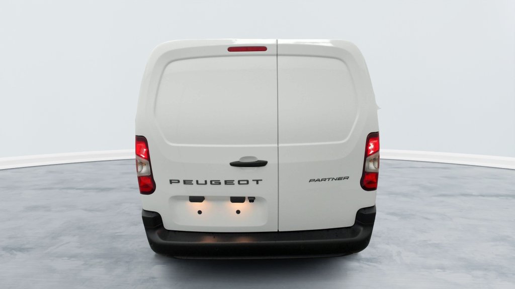 Photo véhicule 1 PEUGEOT Partner fourgon XL 950 KG BLUEHDI 130 S S EAT8