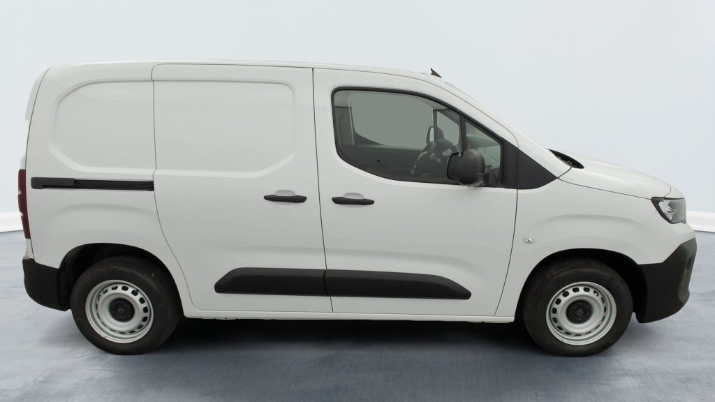 Photo véhicule 1 PEUGEOT Partner fourgon M 650 KG BLUEHDI 100 S S BVM6