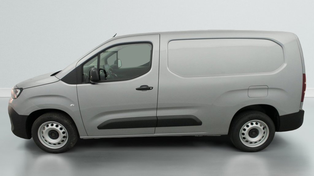 Photo véhicule 1 PEUGEOT Partner fourgon XL 950 KG BLUEHDI 130 S S EAT8
