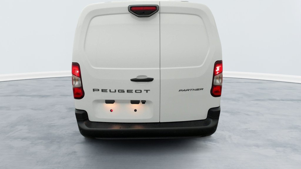 Photo véhicule 1 PEUGEOT Partner fourgon M 1000 KG BLUEHDI 130 S S EAT8