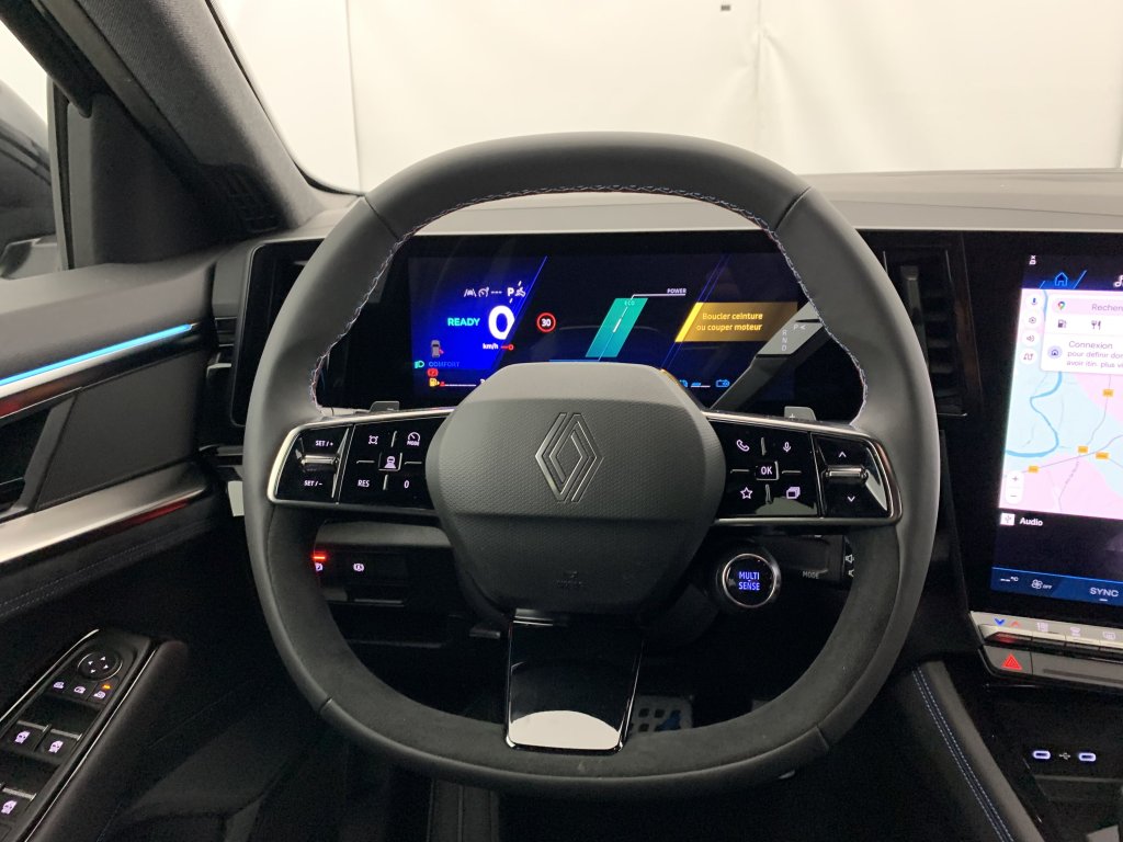 Photo véhicule 1 RENAULT Austral E-Tech full hybrid 200 GSR2 Techno esprit Alpine