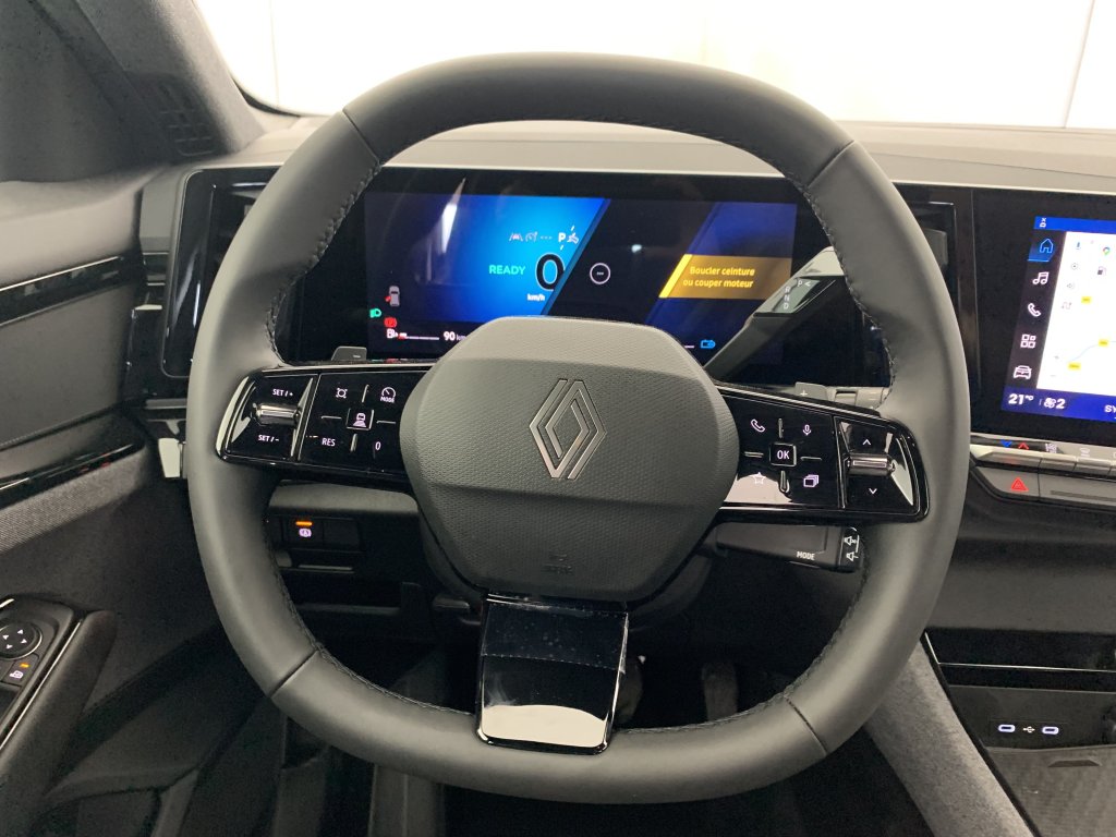 Photo véhicule 1 RENAULT Austral E-Tech full hybrid 200 GSR2 Evolution